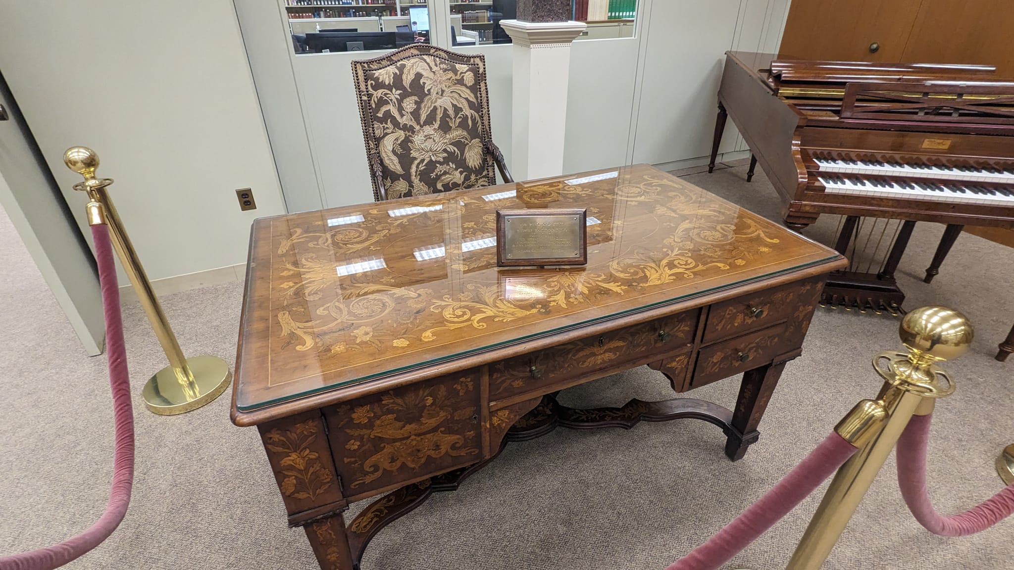 356824843_10226738327635683_7927695670426680948_n